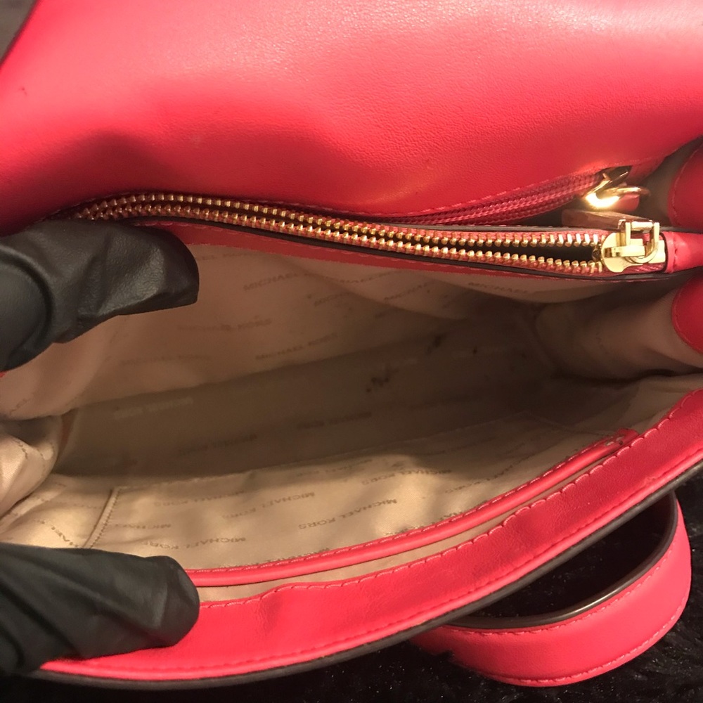 Michael Kors Crossbody - Picture 5 of 7